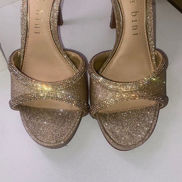 Gianni Bini Heels - Picture 2 of 5